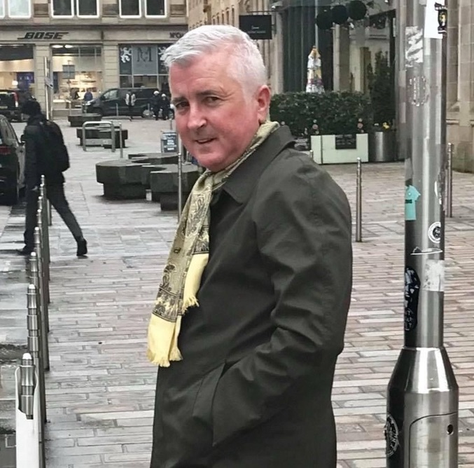 Jimmy Whelan talks to Holywell&nbsp;Street